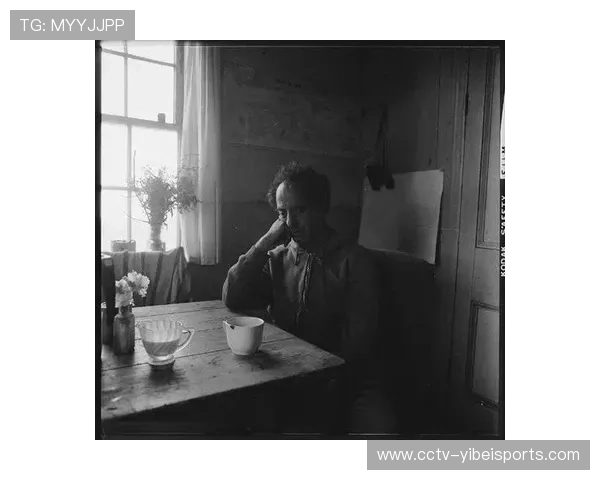 罗伯特・惠特克谈戳眼危害：足以瞬间改变一场比赛，必须处理